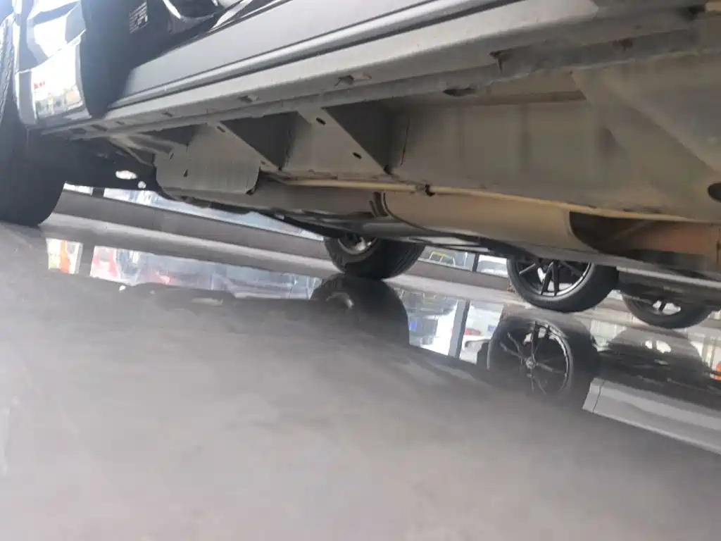Photo 21 - Cadillac XT6