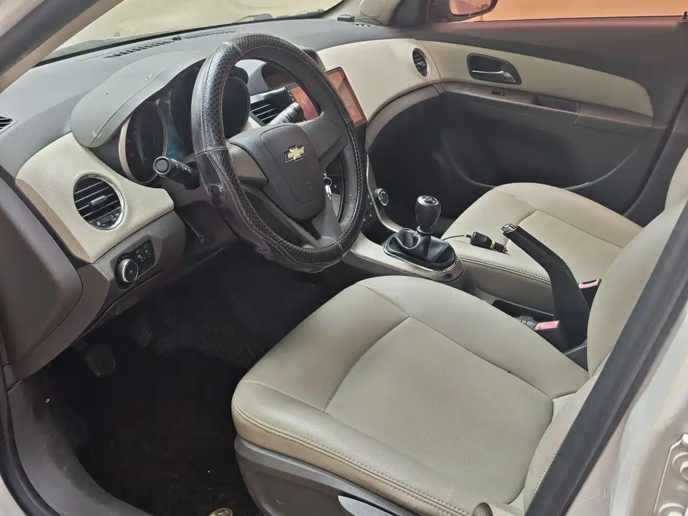 Chevrolet Cruze 2015 1.5L Classic SL MT фото 9