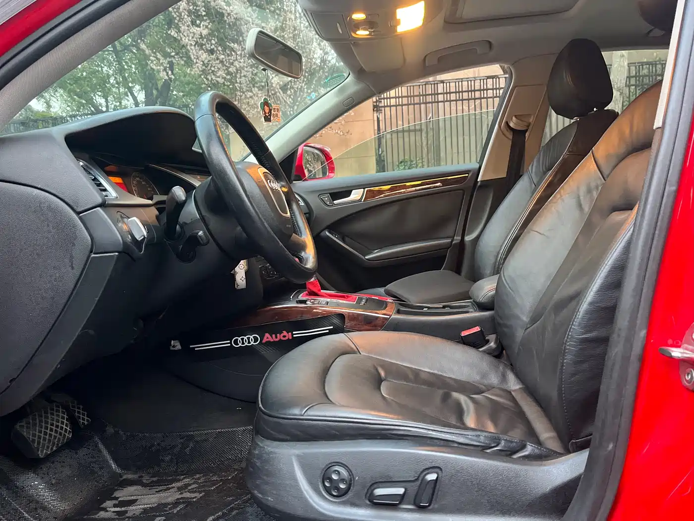 Audi A4L 2012 2.0 TFSI Auto Comfort фото 7