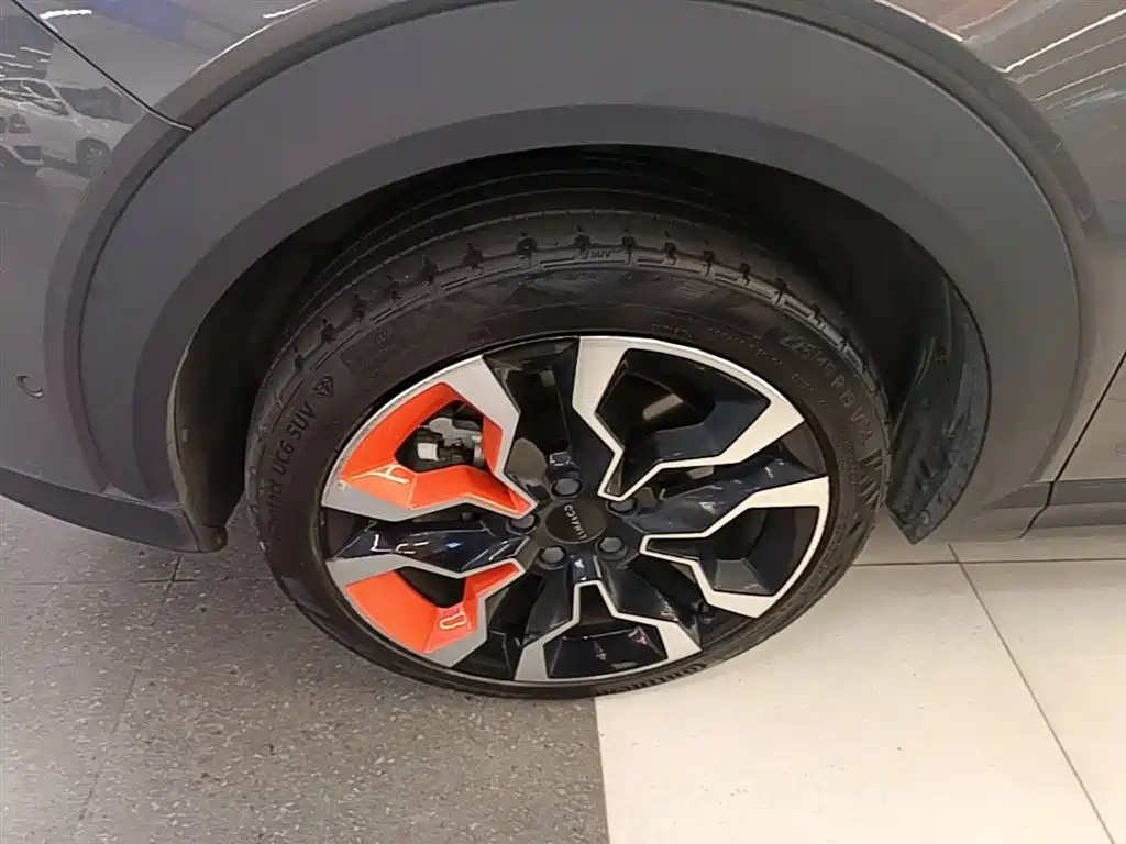 Lynk & Co 06 2020 1.5T Halo фото 23