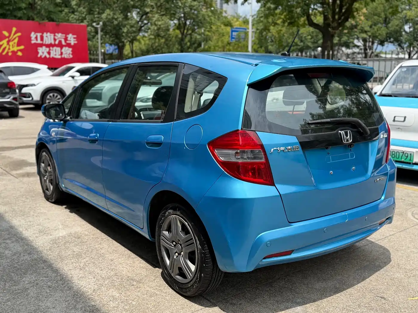 Фото 6 - Honda Fit