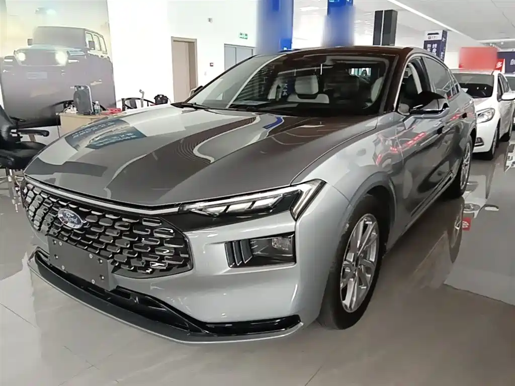 Ford Mondeo 2022 Facelift EcoBoost 245 Luxury