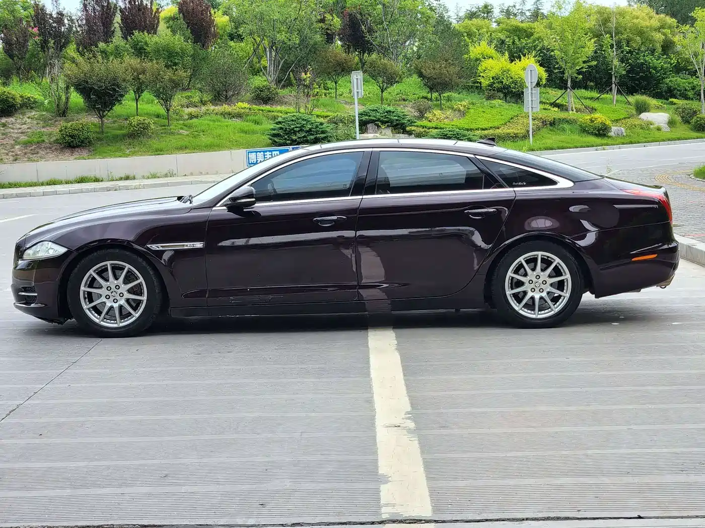 Jaguar XJ 2013 2013 XJL 2.0T Elegance Business Edition