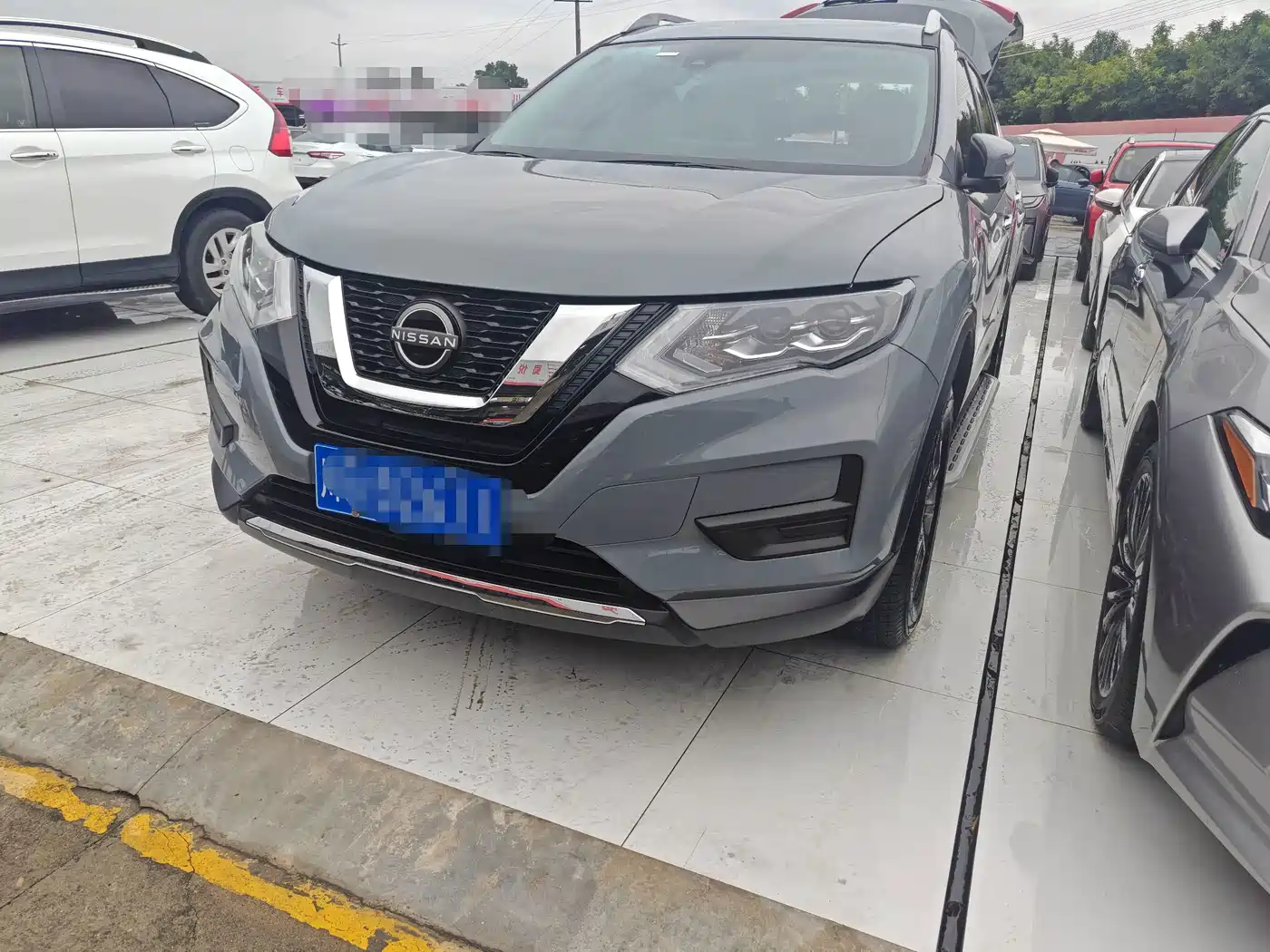 Similar car