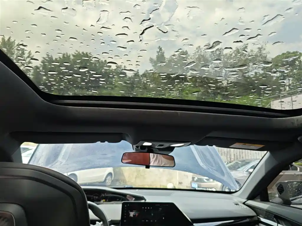 CHANGAN UNI-V