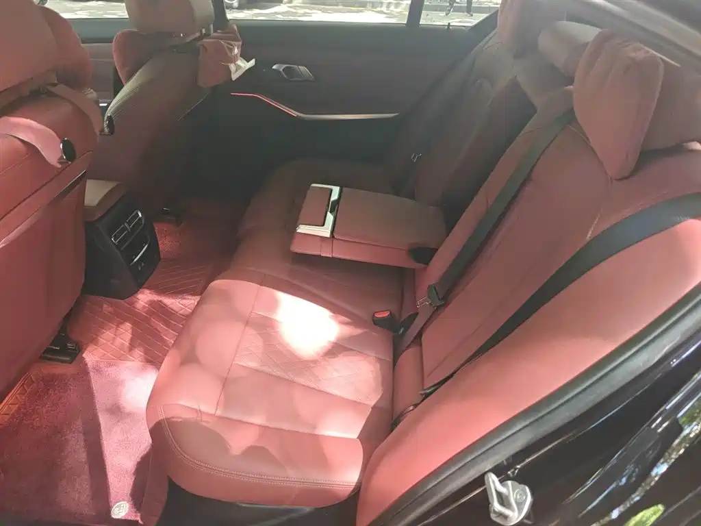 BMW 3 Series 2024 325Li M Sport Shadowline Package фото 15