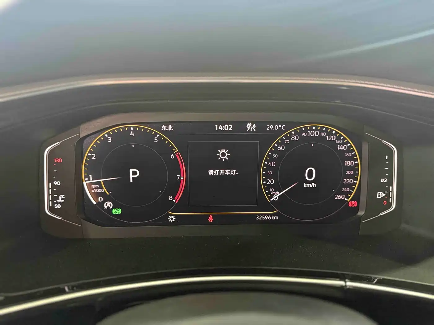 Volkswagen Tayron 2021 330TSI 2WD Luxury Smart Connect Edition фото 11