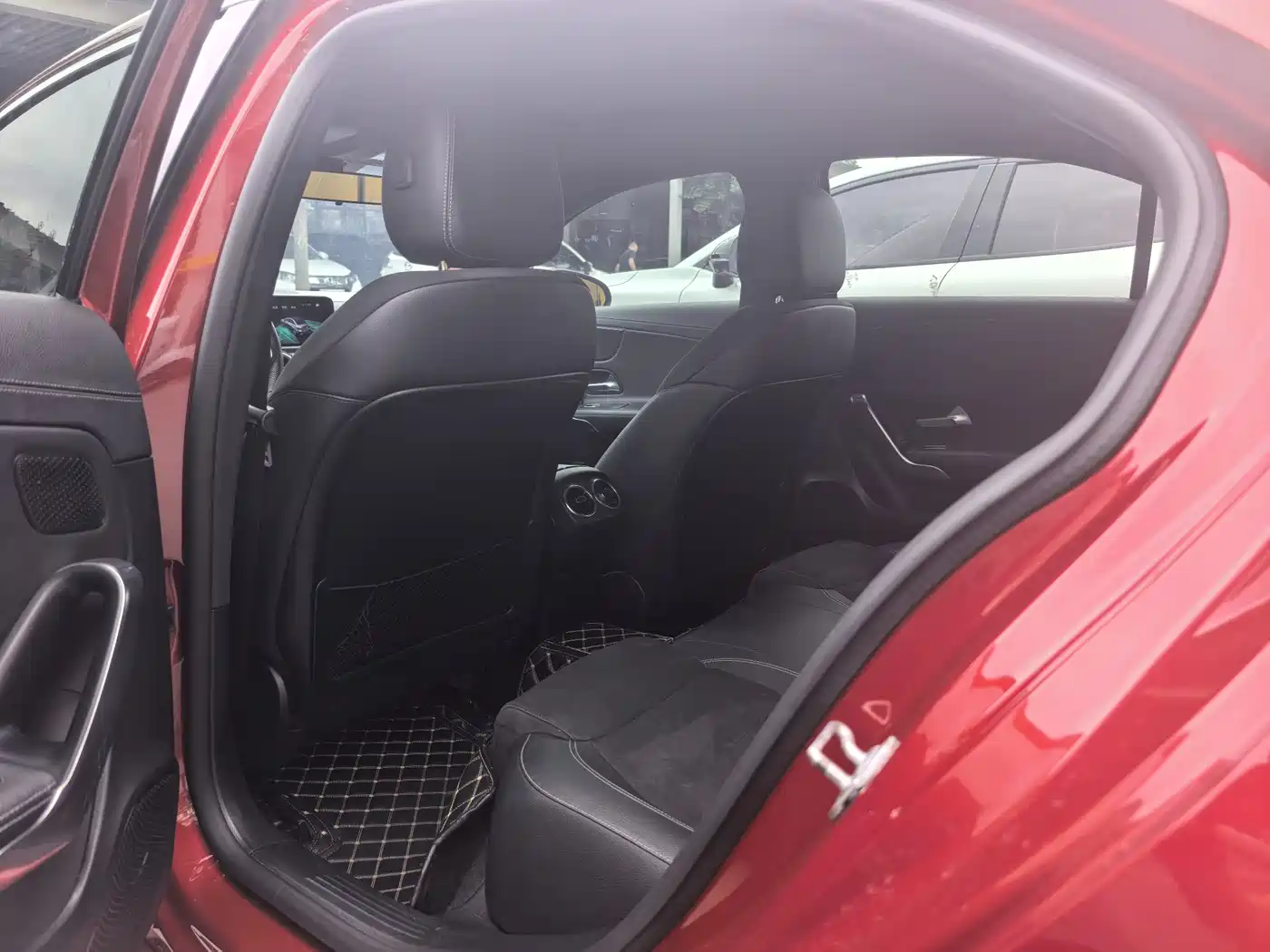 Mercedes-Benz A-Class 2019 A 200 L Sport Sedan фото 12