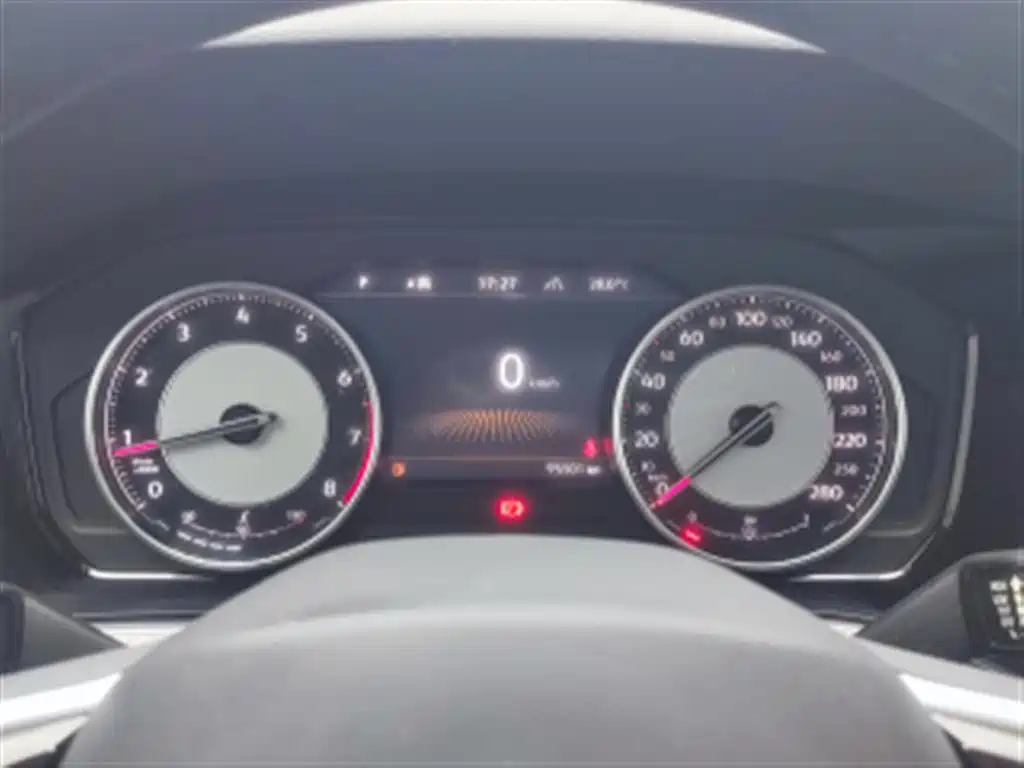 Фото 5 - Volkswagen Touareg