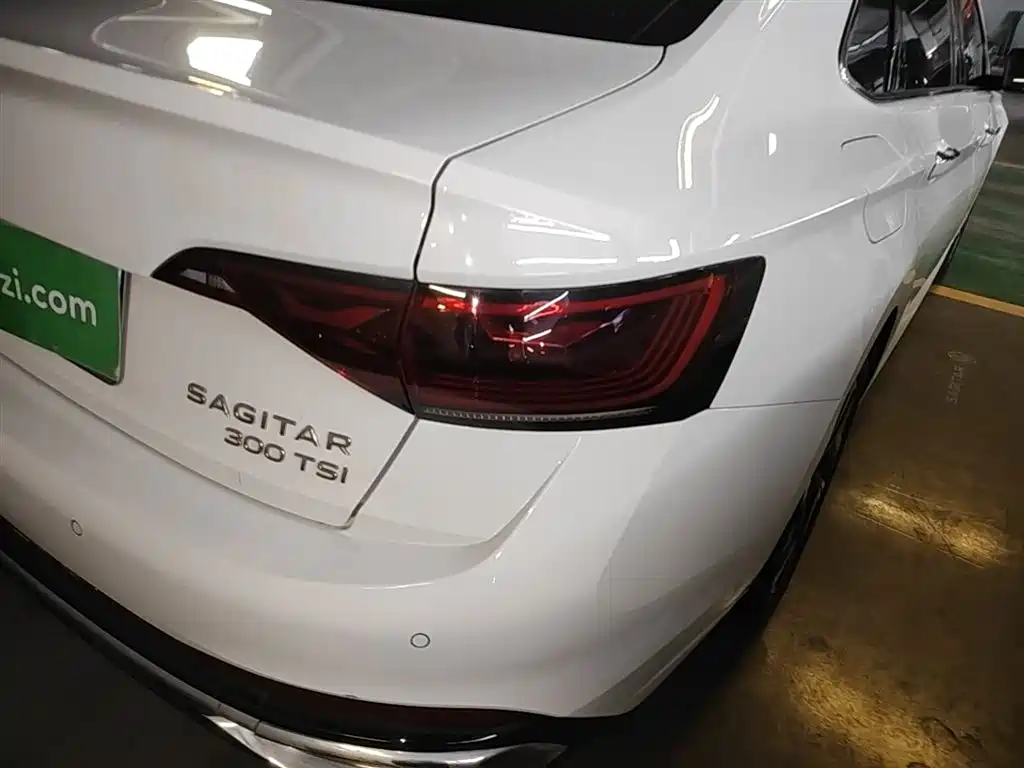 Volkswagen Sagitar 2025 300TSI DSG Surpass Edition фото 8