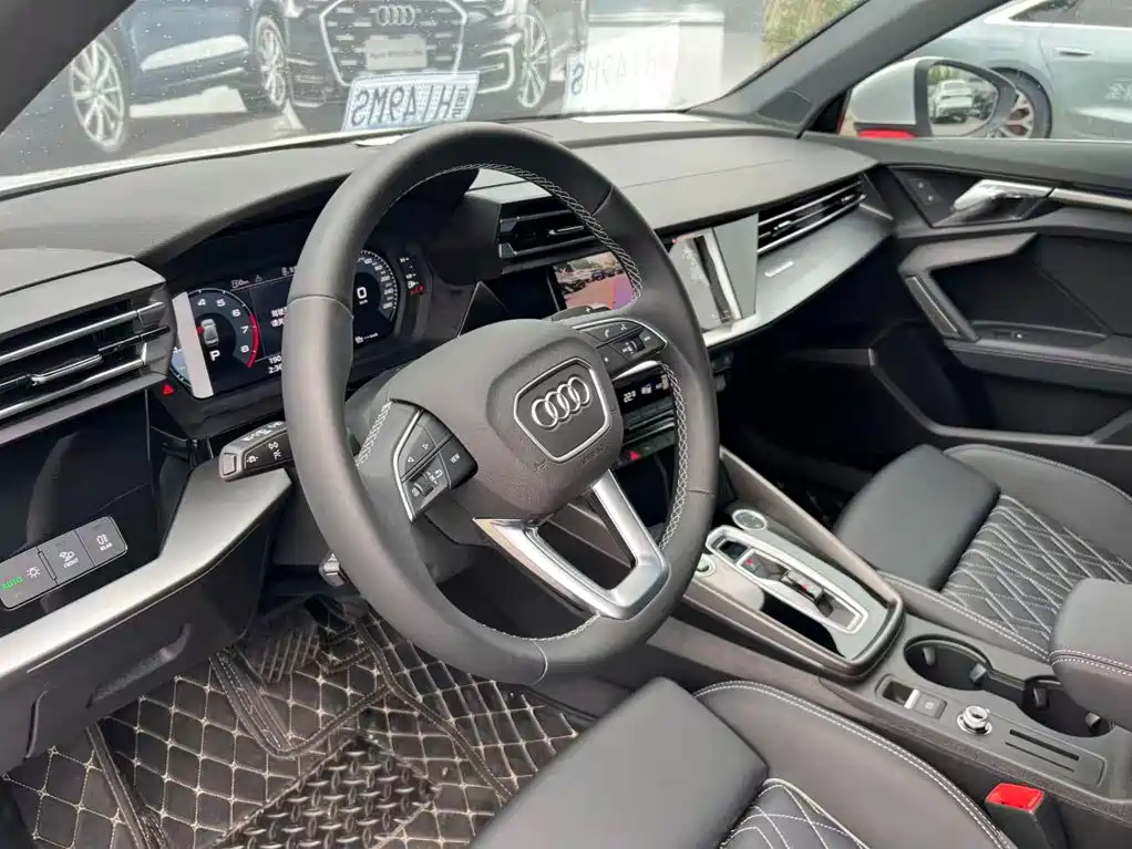 Фото 8 - Audi A3