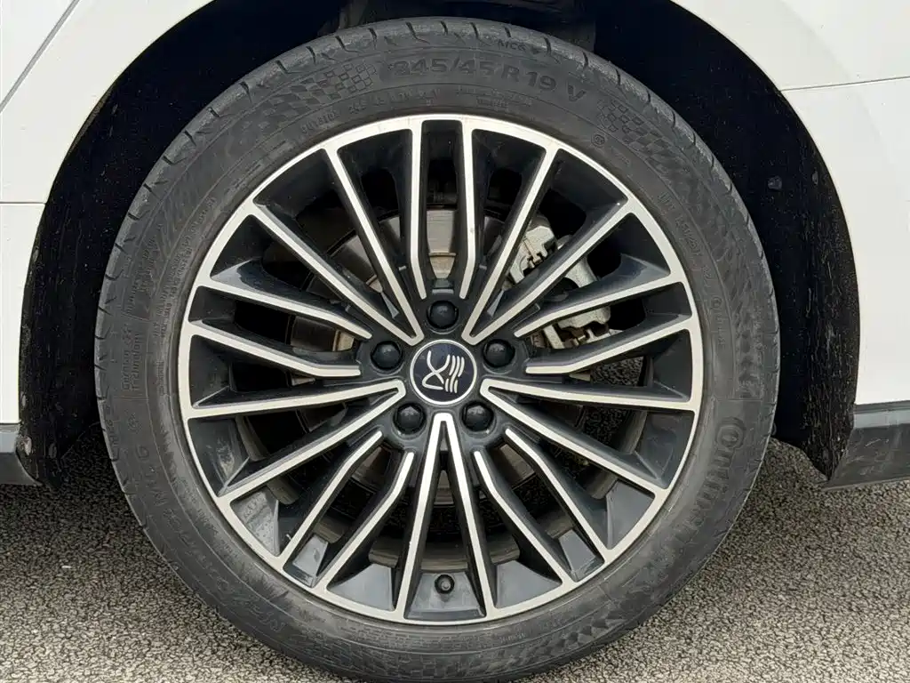 BYD HAN