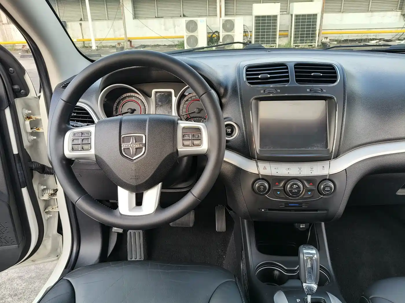 Dodge Journey 2014 2013 Model 2.4L 2WD Premium Edition