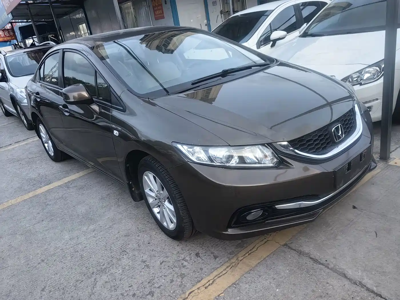 Photo 3 - Honda Civic