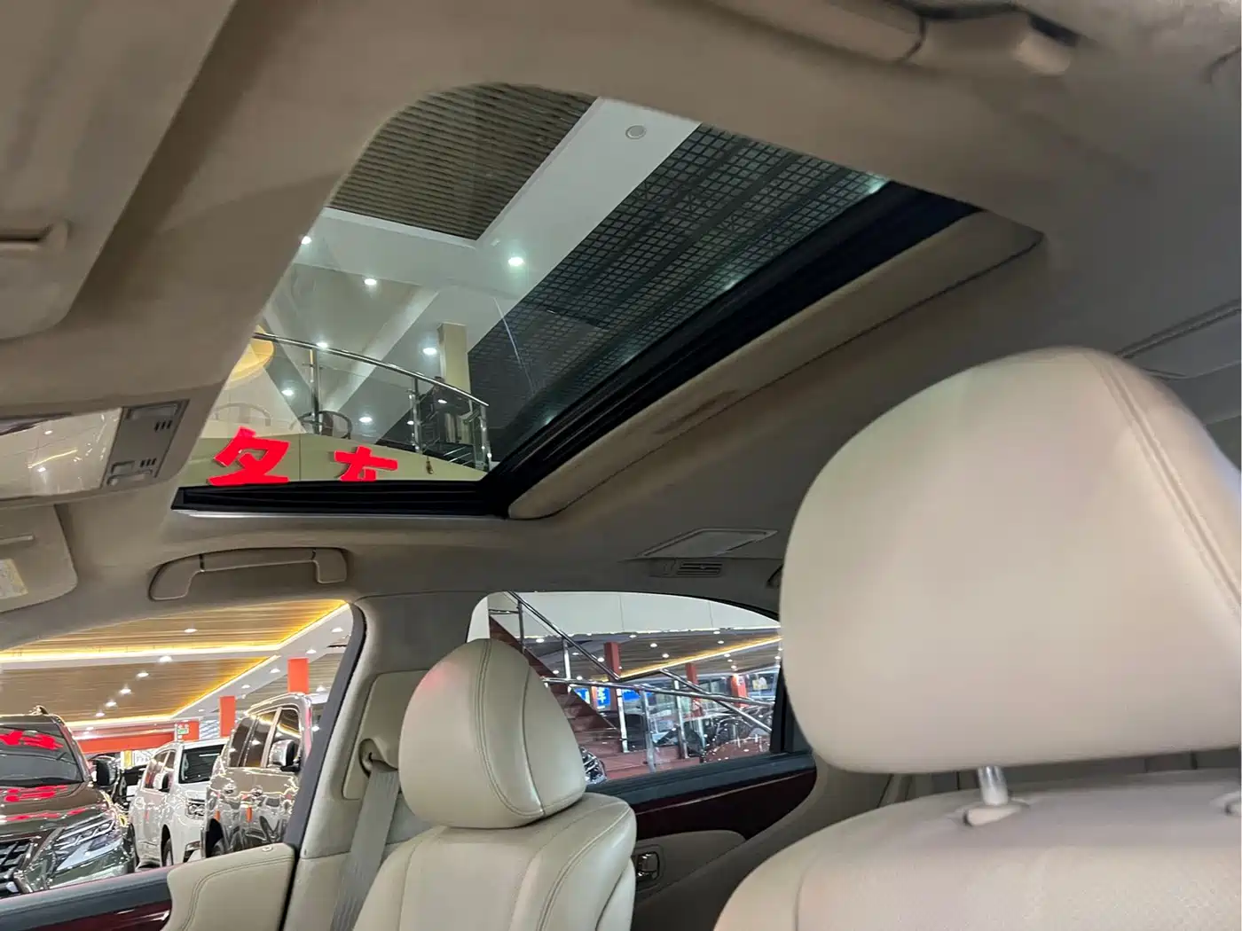 Lexus LS 2006 460L фото 16