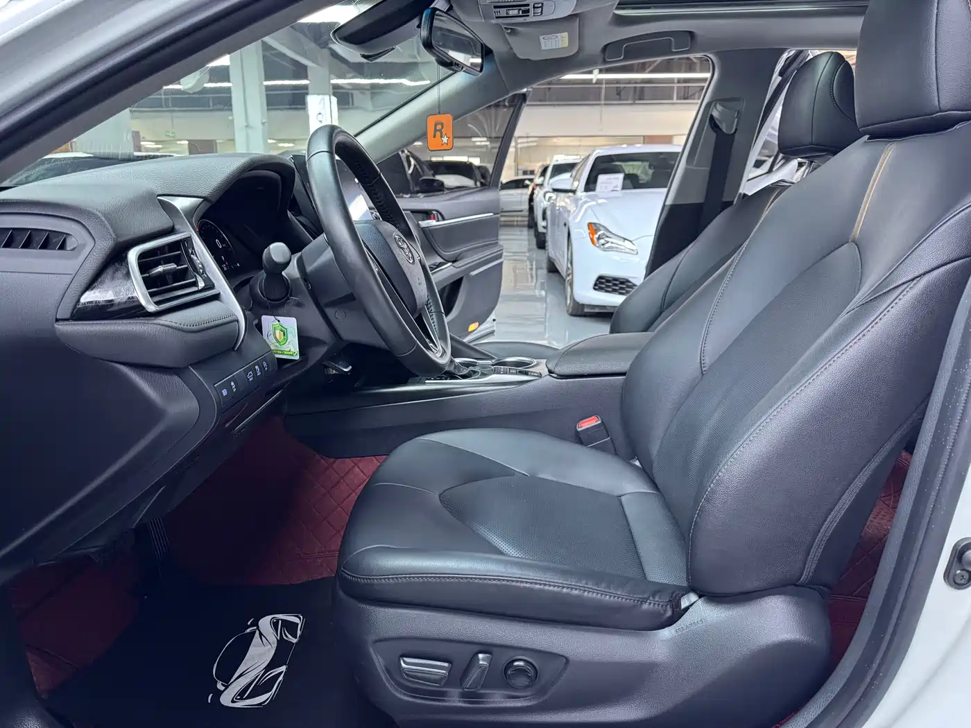 Toyota Camry 2021 2.5G Luxury Edition фото 4