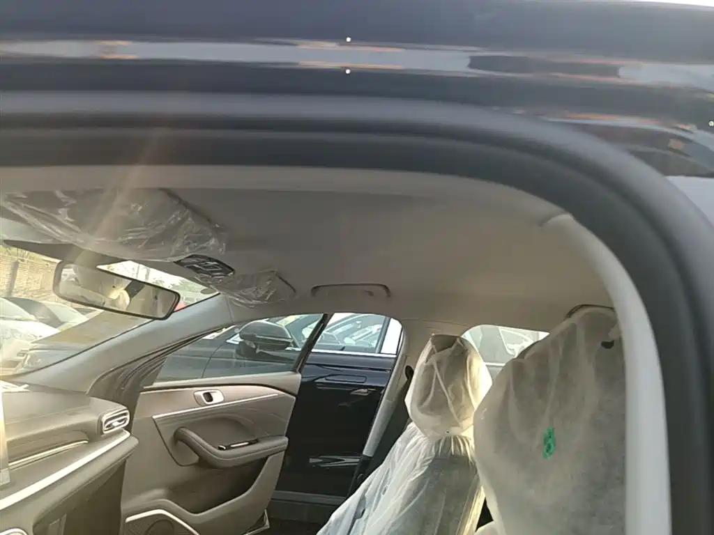Geely Galaxy Galaxy Stellar 6 2025 60km Voyager Edition фото 18