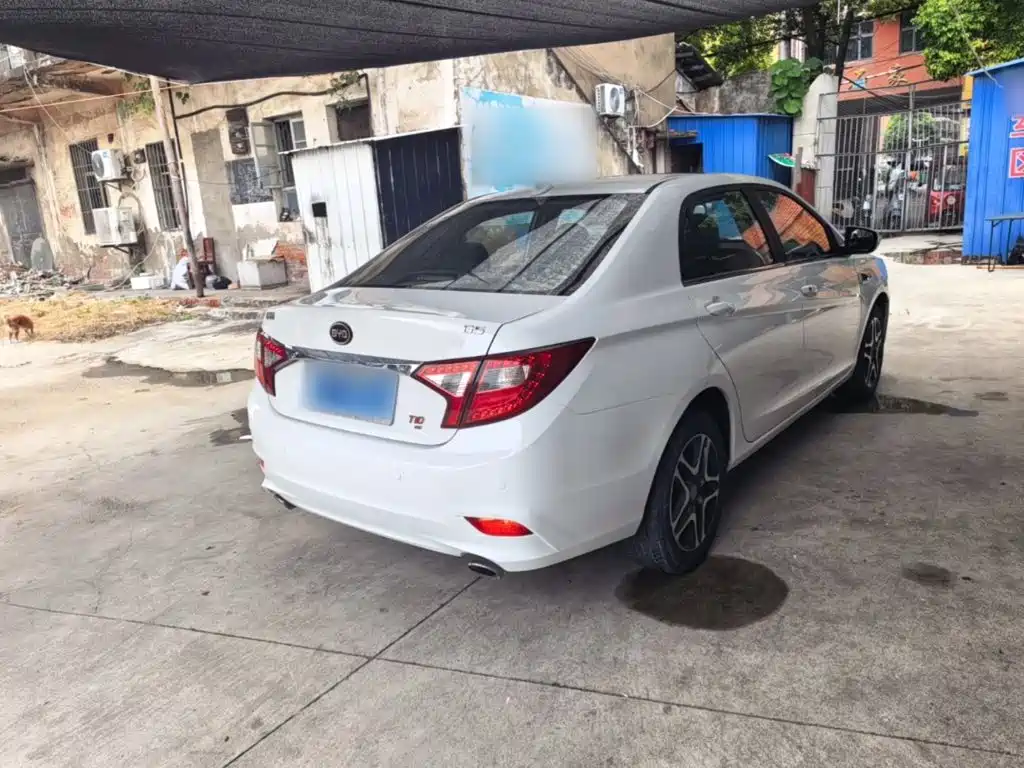 BYD G5 2015 2014 1.5TID Automatic Premium