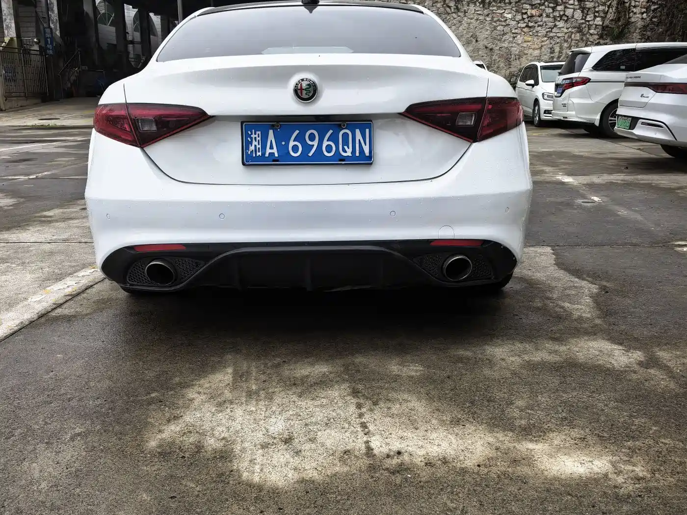 Alfa Romeo Giulia 2019 2017 2.0T 200HP Luxury Edition