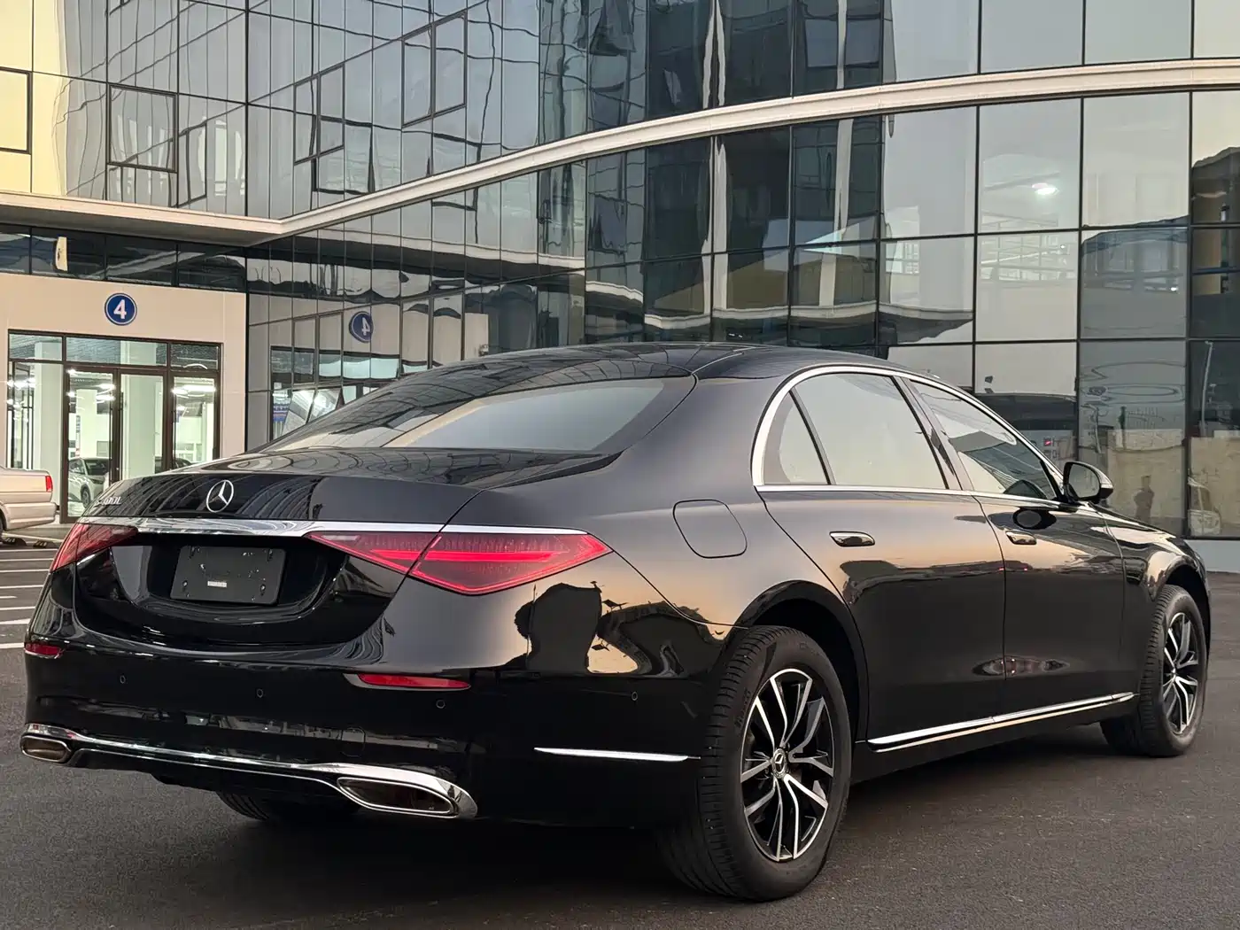 MERCEDES-BENZ S CLASS