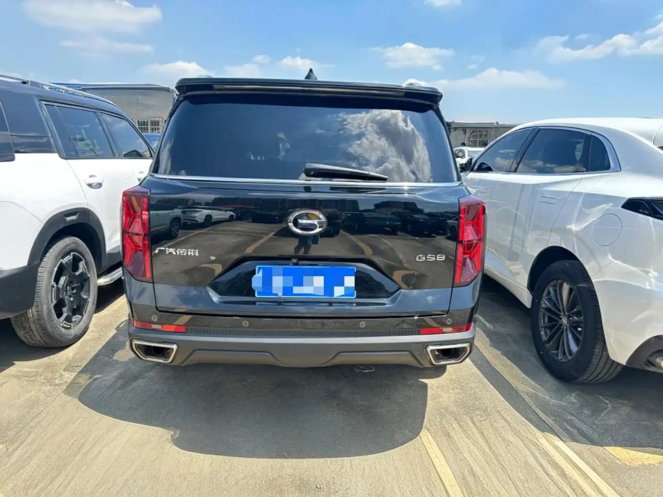 صورة 5 - GAC Trumpchi GS8
