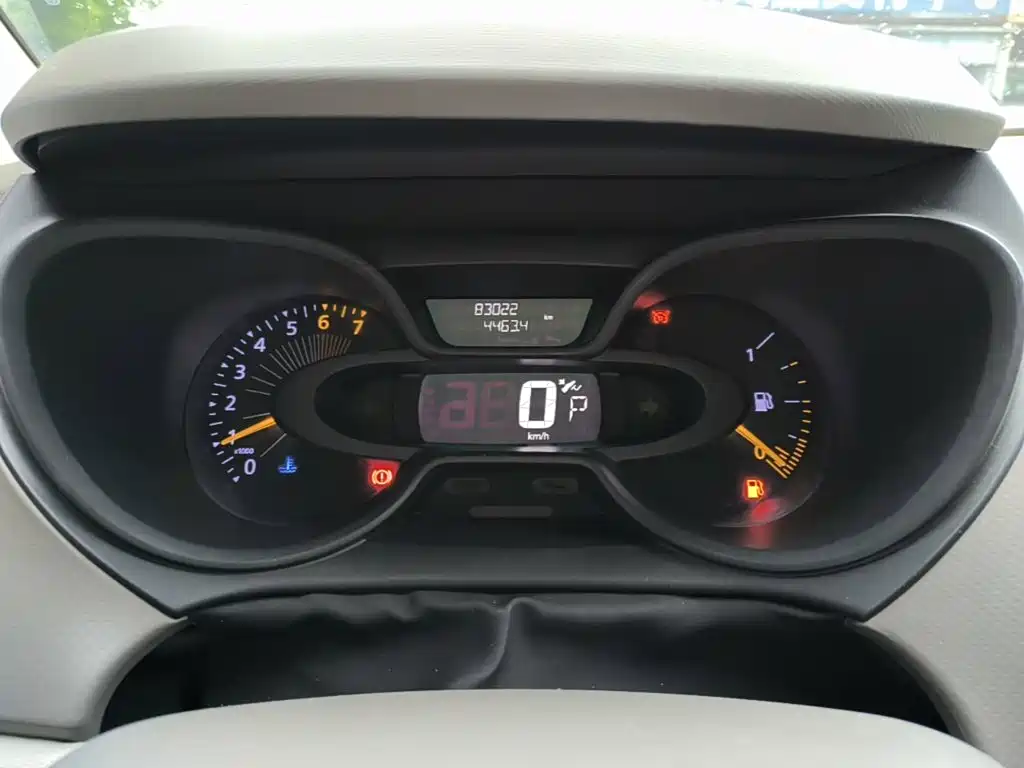Фото 12 - Renault Captur
