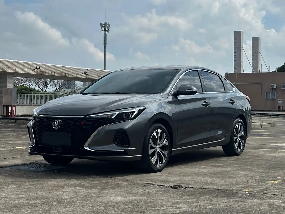Changan Eado 2022 PLUS Blue Whale NE 1.4T GDI DCT Flagship