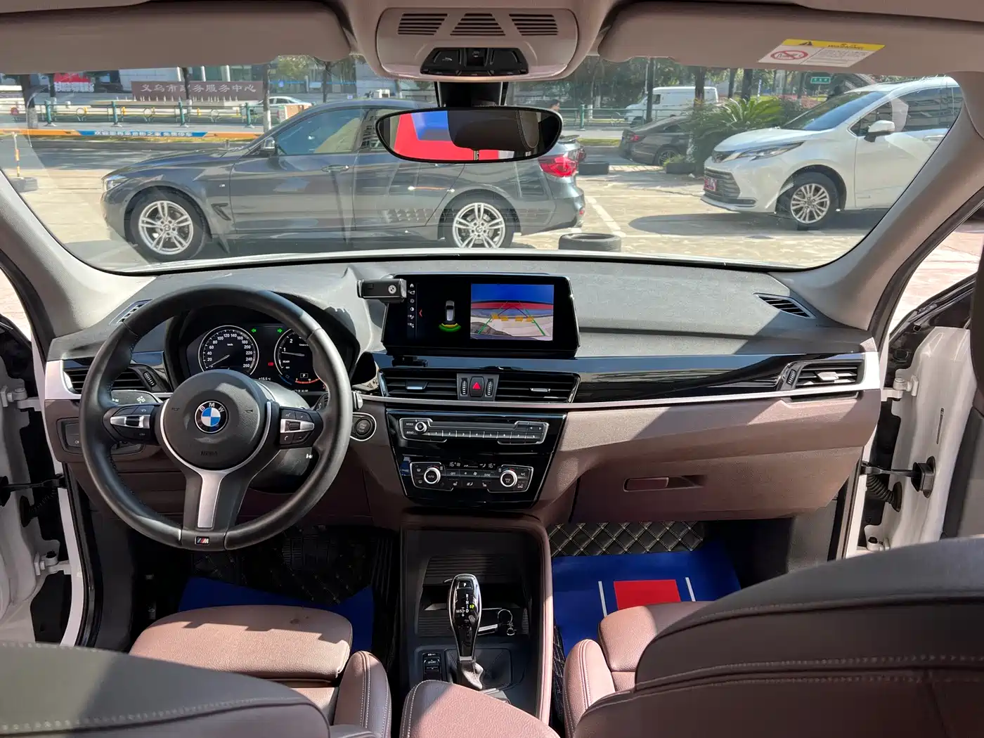 BMW X1 2021 sDrive25Li Leading фото 23