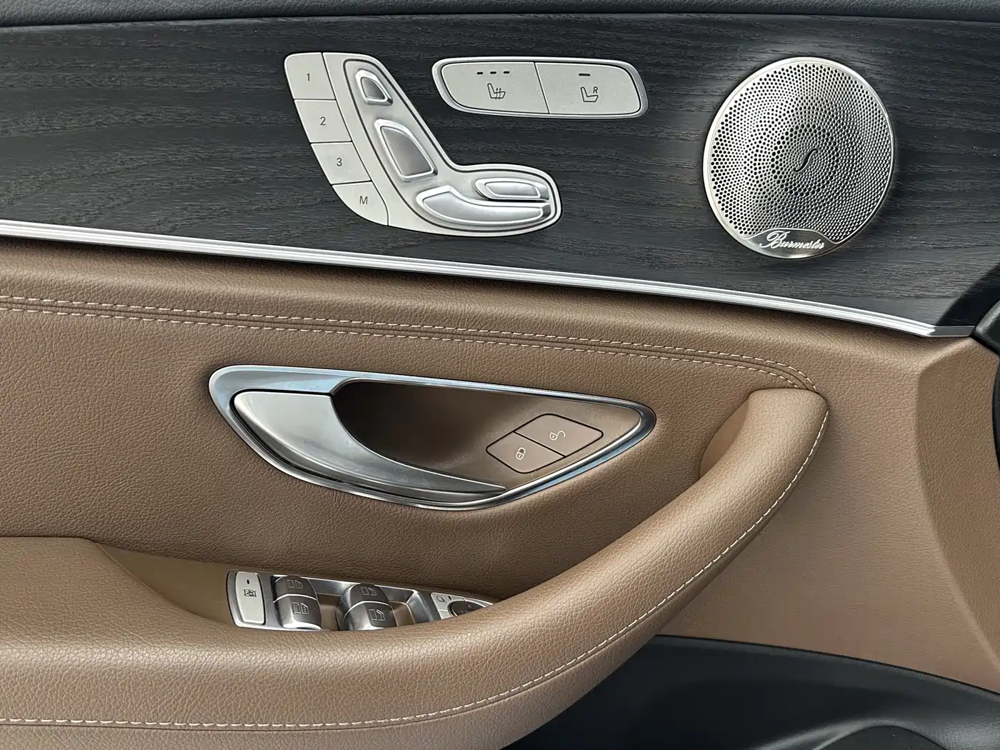 Mercedes-Benz E-Class 2022 Facelift E 300 L Sport Fashion Style фото 12