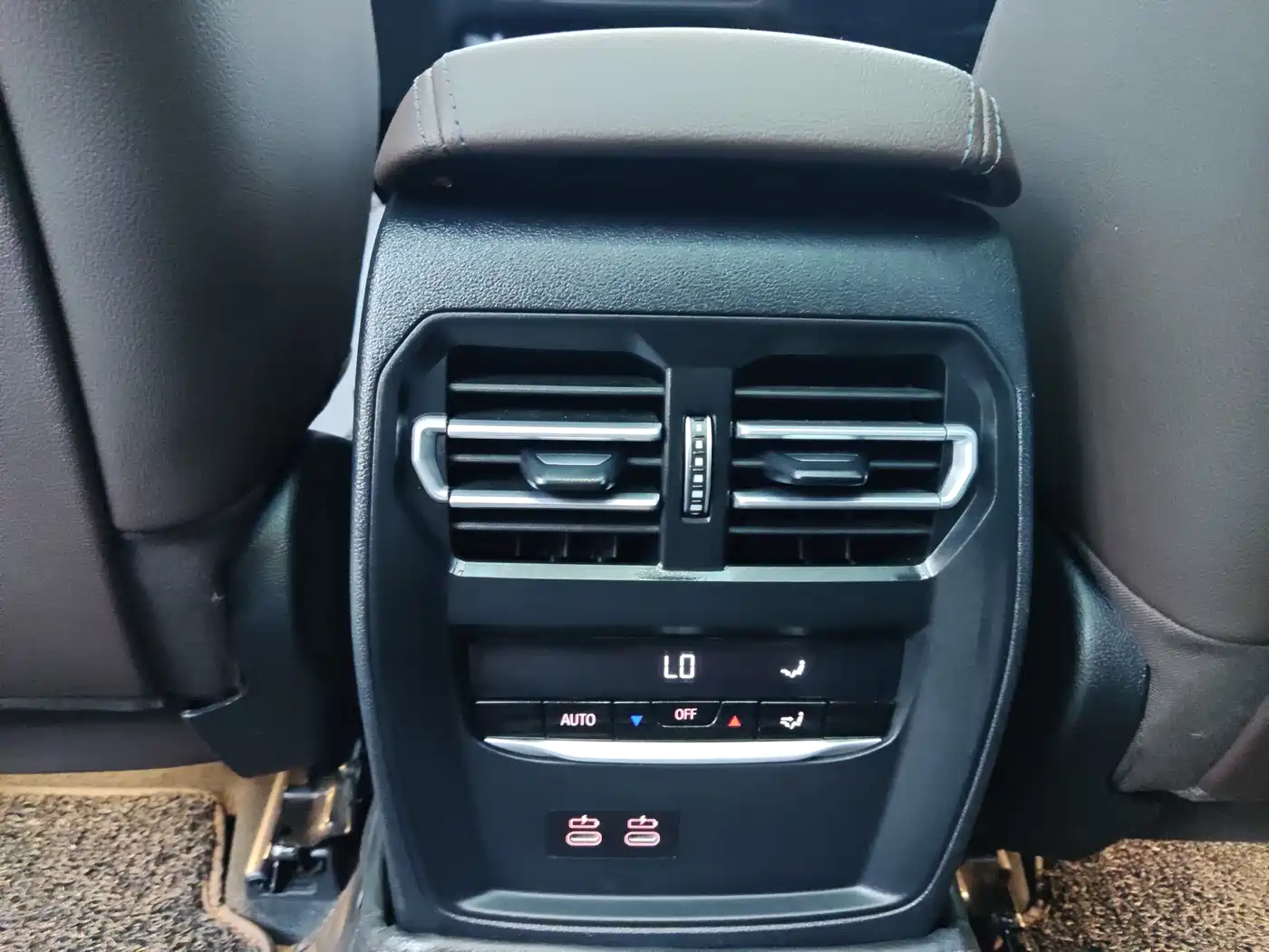 BMW 3 Series 2023 320Li M Sport Package фото 12