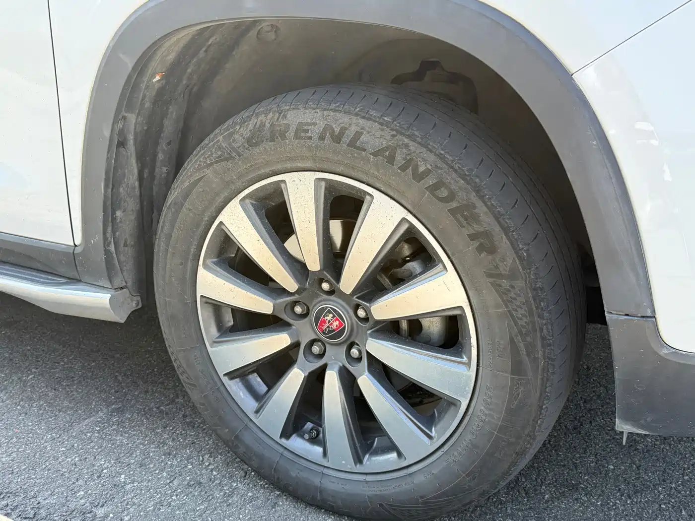 Roewe RX8 2019 2018 30T Internet-connected 2WD Ultimate Edition