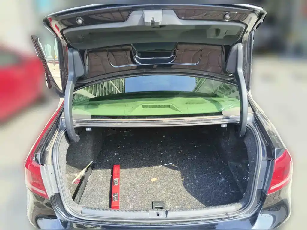 Photo 5 - Volkswagen Passat