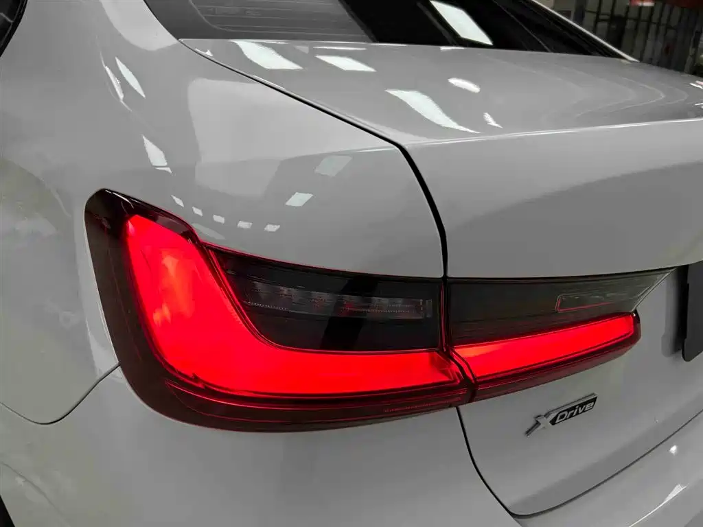 BMW 3 Series 2022 320i Sport Package фото 19