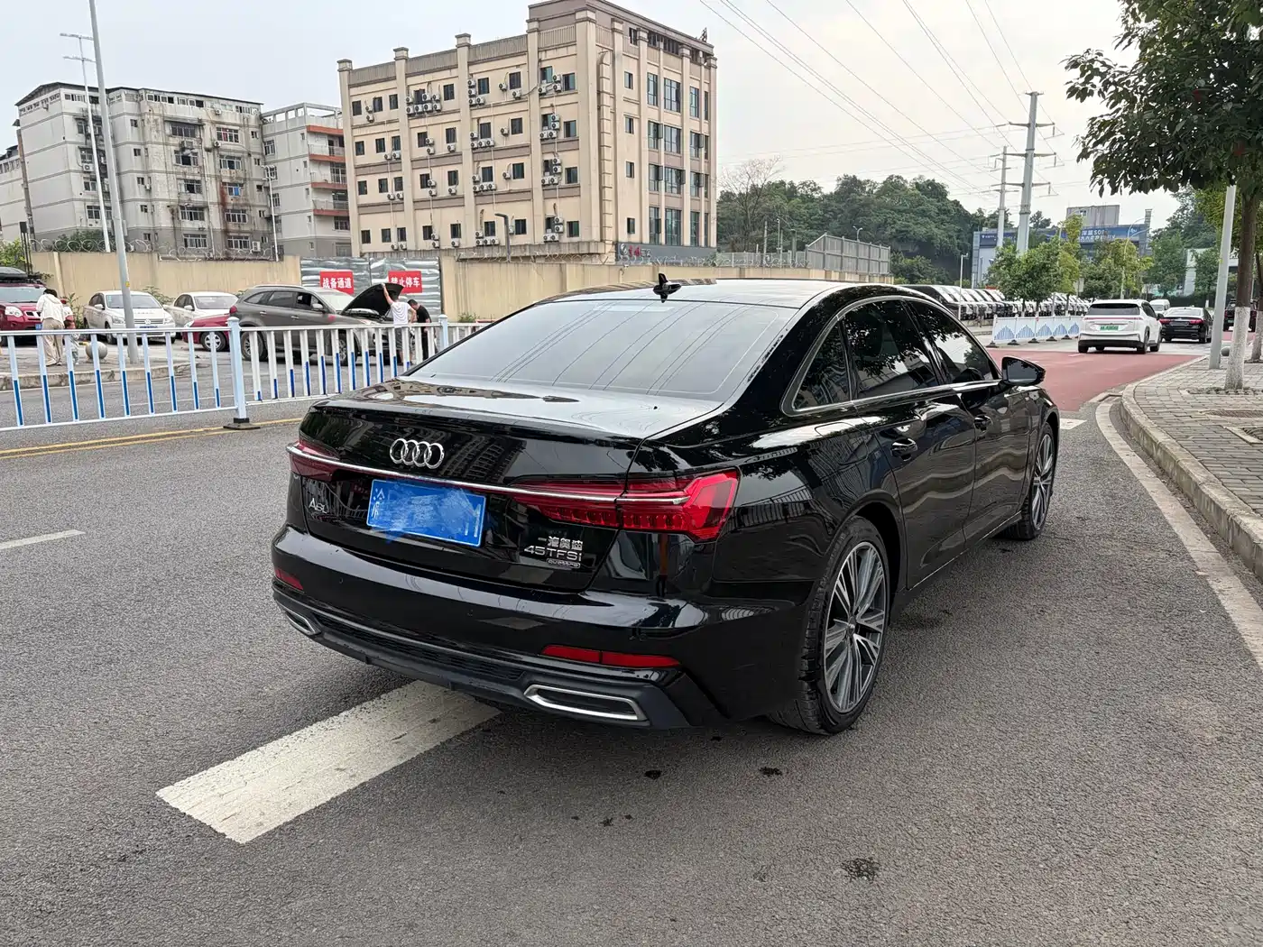 Audi A6L 2022 45 TFSI quattro Premium Dynamic фото 6