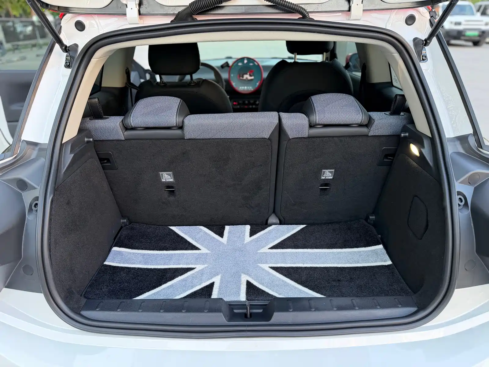 Фото 13 - MINI Electric MINI COOPER