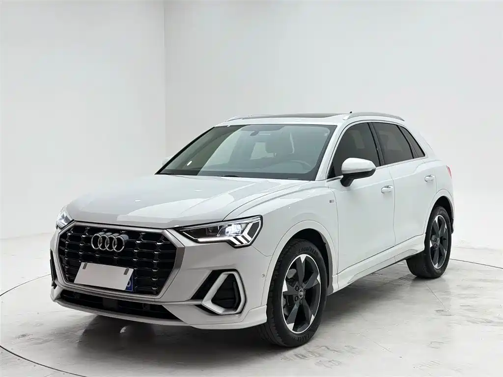 Audi Q3 2022 35 TFSI Fashion Dynamic