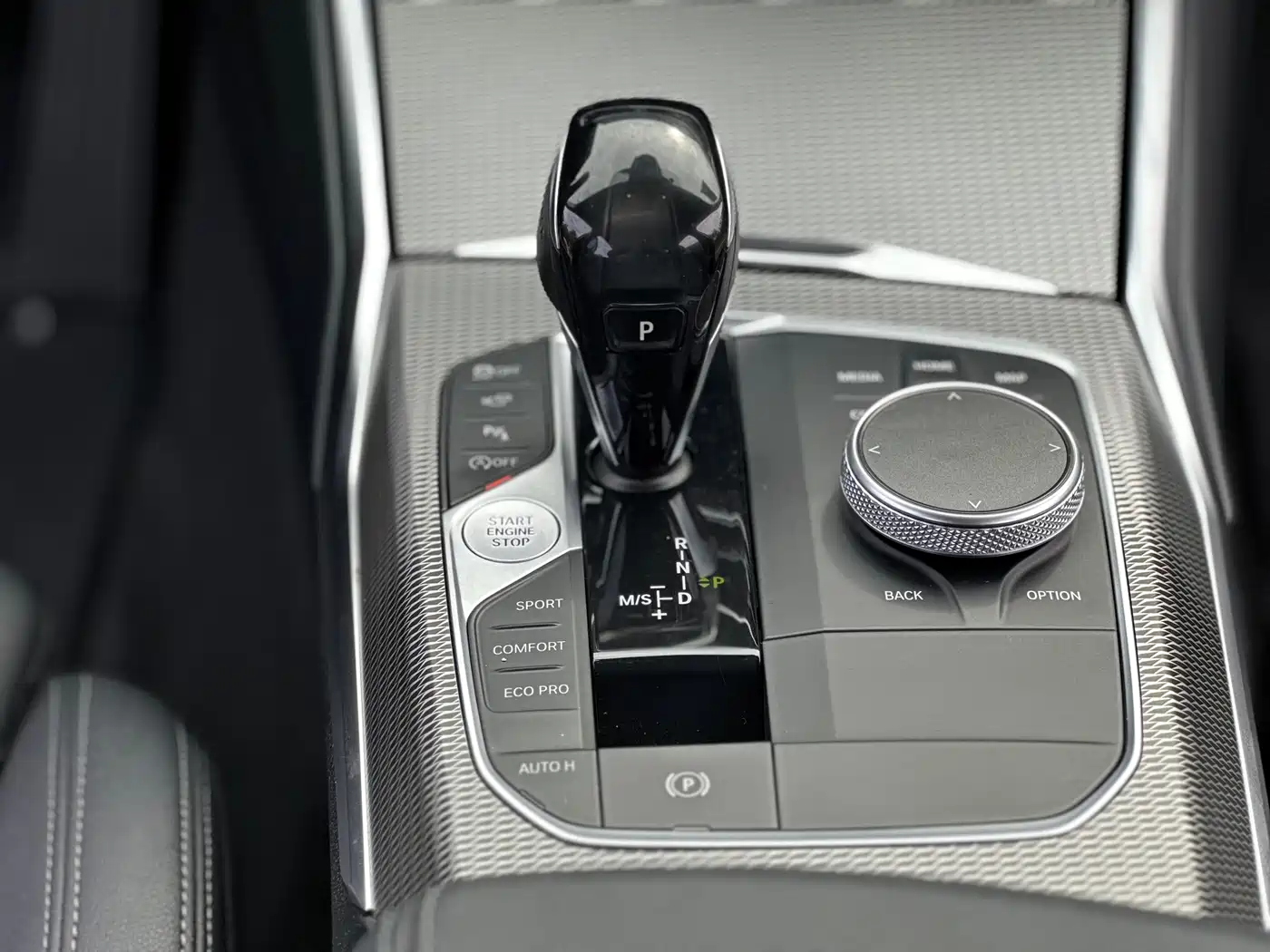 BMW 3 Series 2020 330i M Sport Blackout Package фото 17