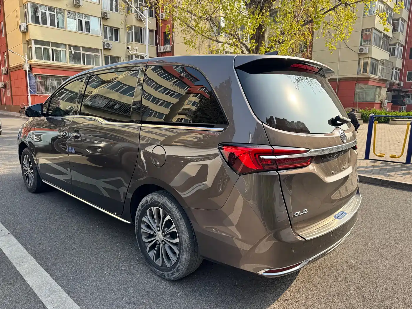 Buick GL8 2023 Land Business Class 652T Luxury фото 8