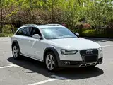 Фото 3 - Audi A4 (Import)