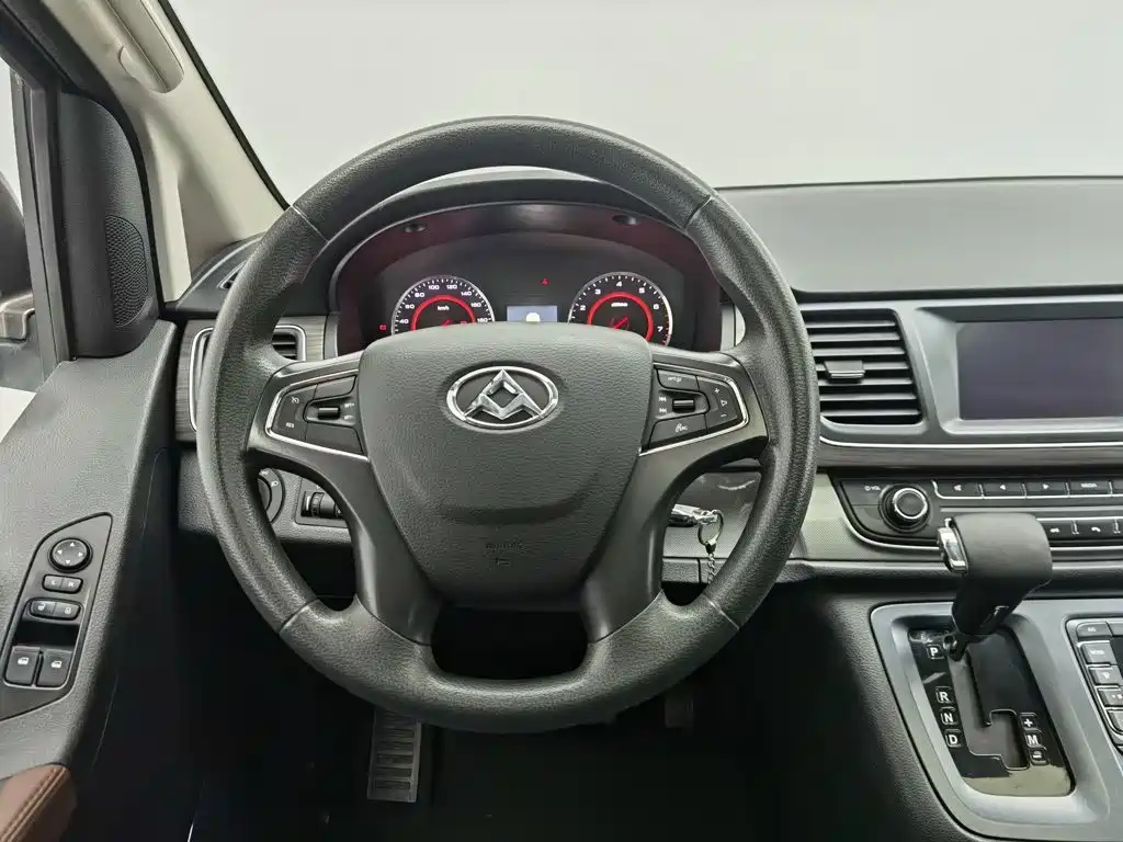 SAIC Maxus Maxus G10 2018 2018 PLUS 2.0T Automatic Elite Edition
