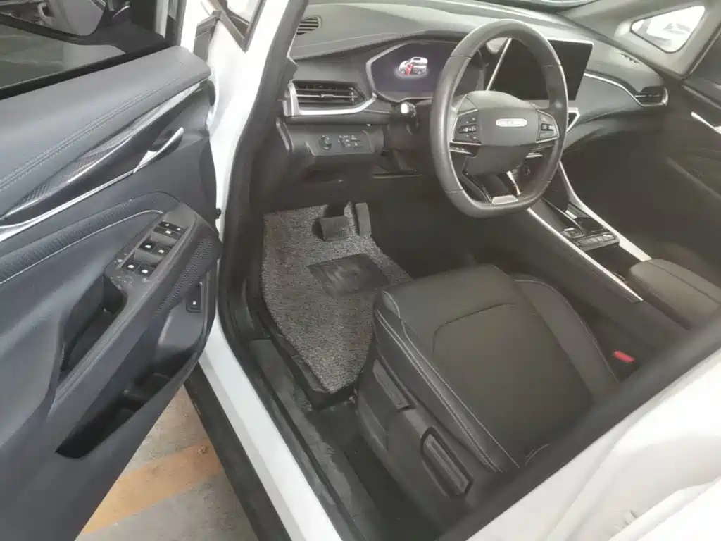 Photo 16 - Maxus Maxus G50