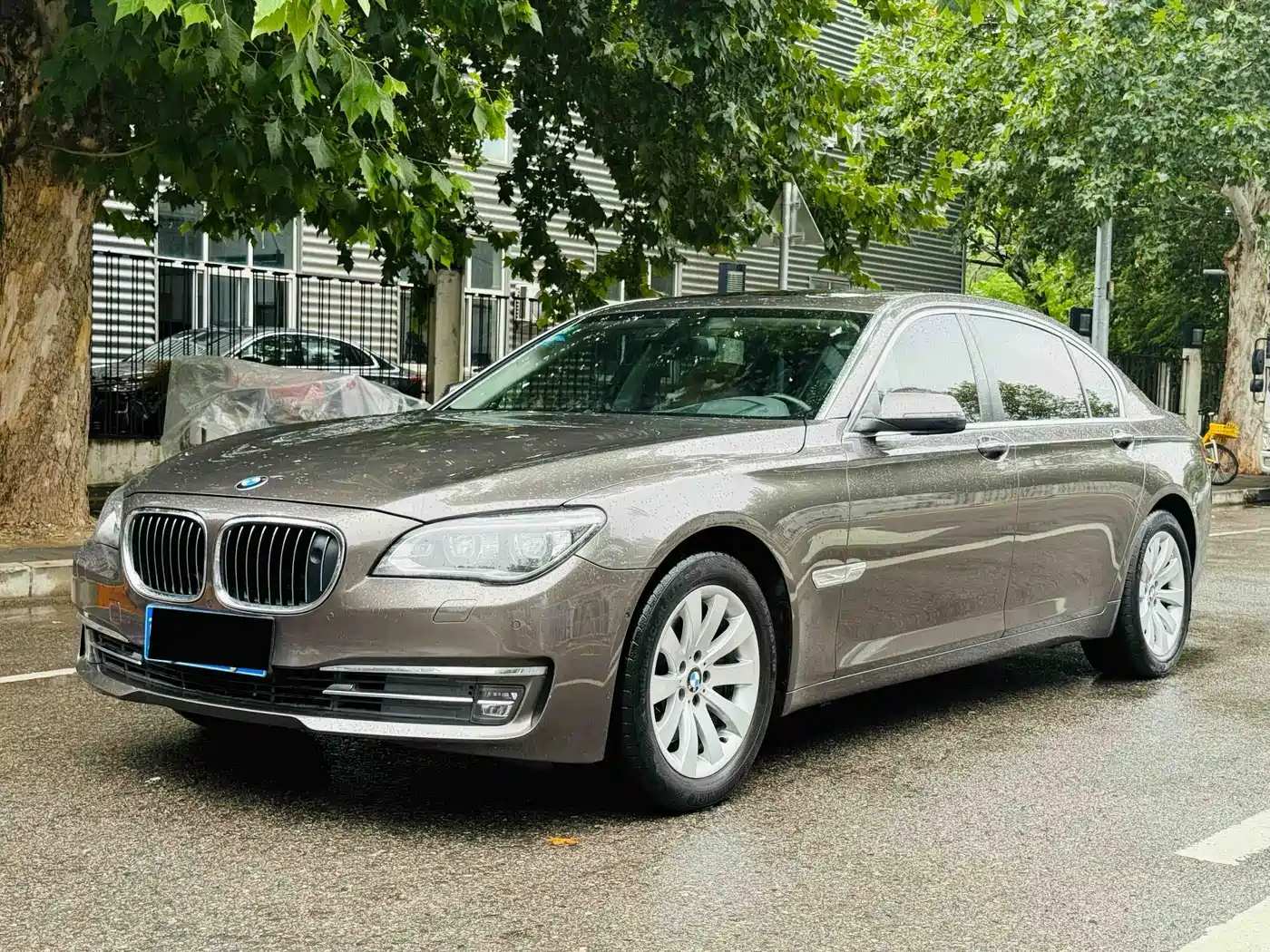 BMW 7 Series 2013 Model 740Li Luxury