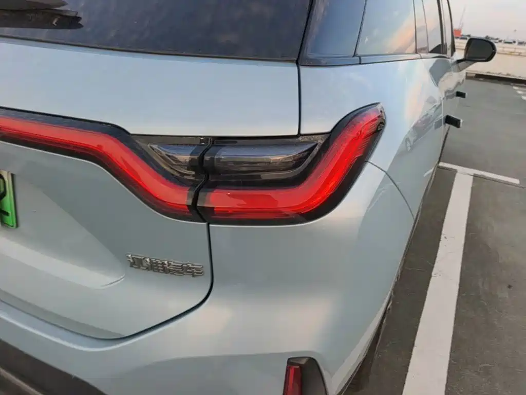Фото 8 - NIO ES6