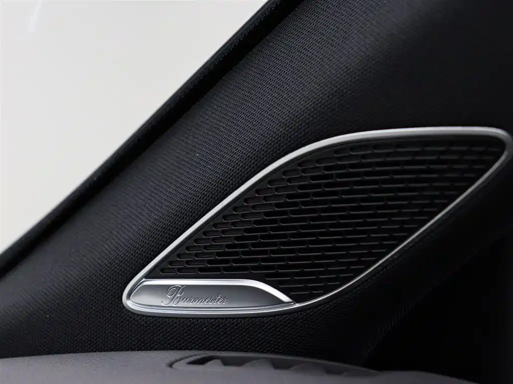Mercedes-Benz A-Class AMG (Import) 2020 AMG A 35 4MATIC фото 22