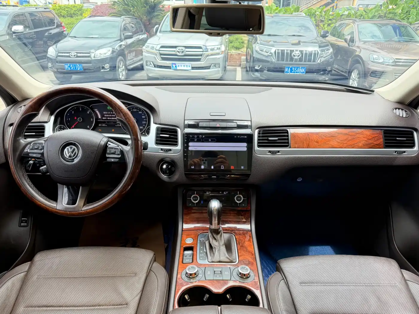 Volkswagen Touareg 2011 3.0TDI Diesel Premium фото 5