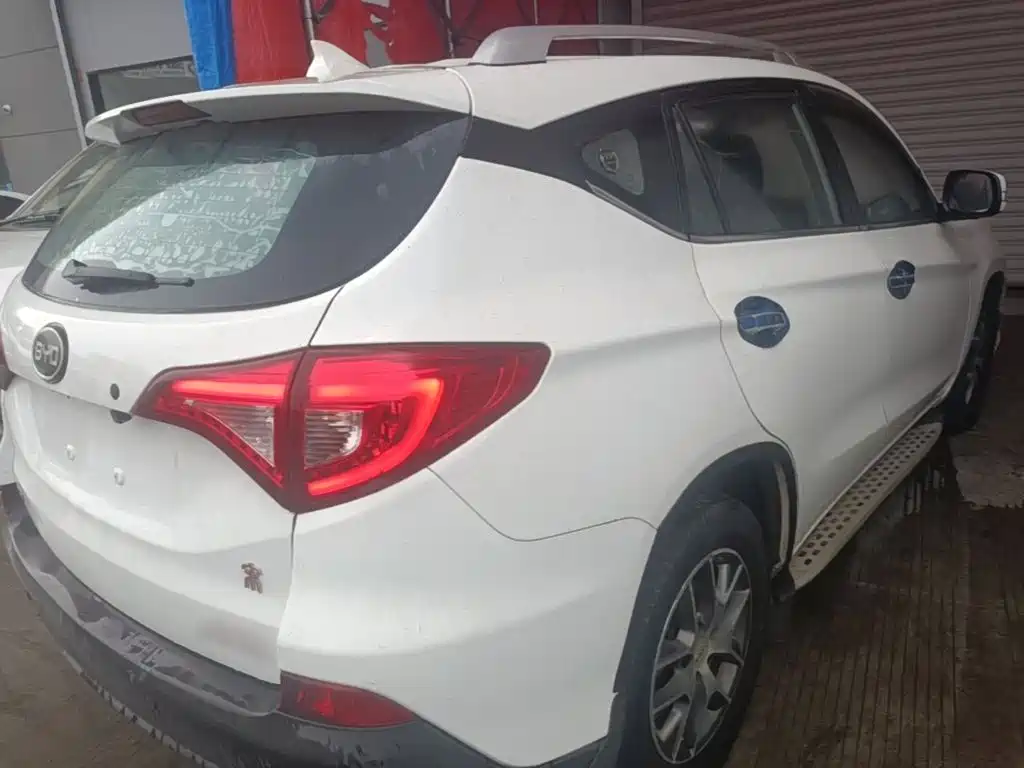 BYD Song 2016 2016 2.0TID Automatic Luxury