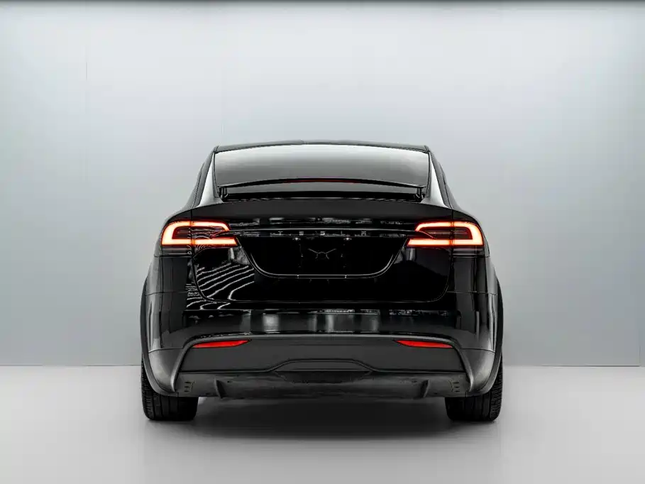 Фото 7 - Tesla Model X