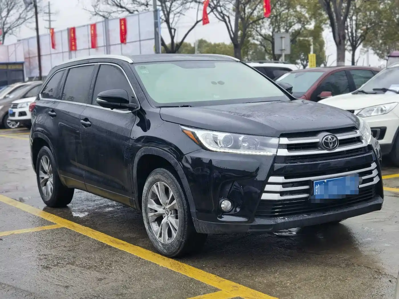TOYOTA HIGHLANDER