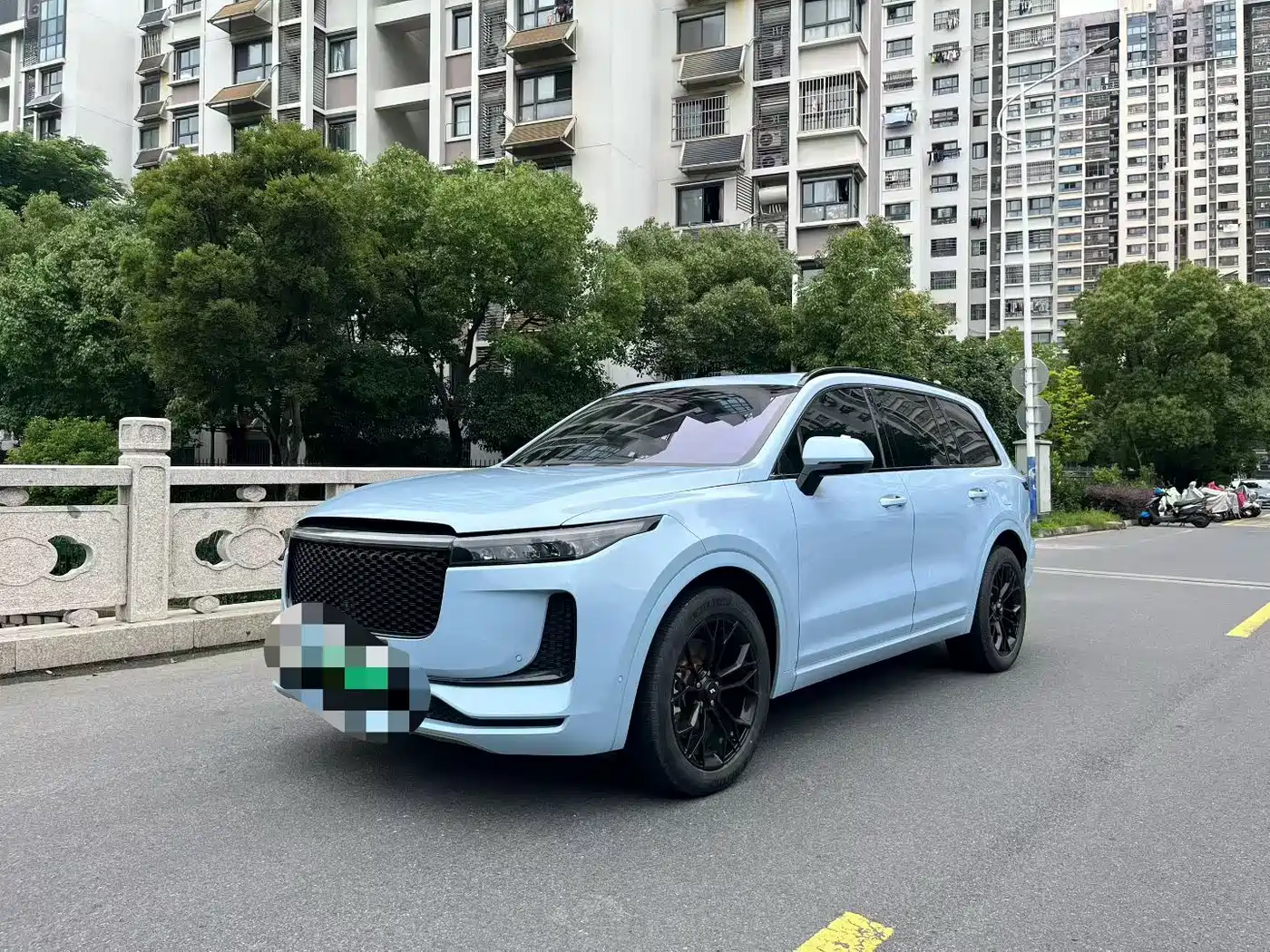 Li Auto Li ONE 2020 Extended Range 6-seater