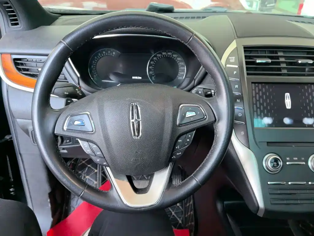 Lincoln MKC 2019 2019 2.0T 2WD Premium Edition China VI